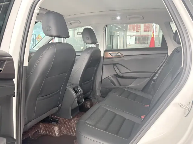 Volkswagen Tharu — Фото автомобиля 5