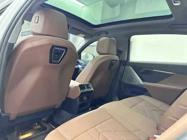 BMW 5 Series — Фото автомобиля 14