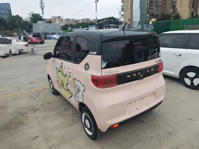 Wuling Hongguang Mini EV — Фото автомобиля 4