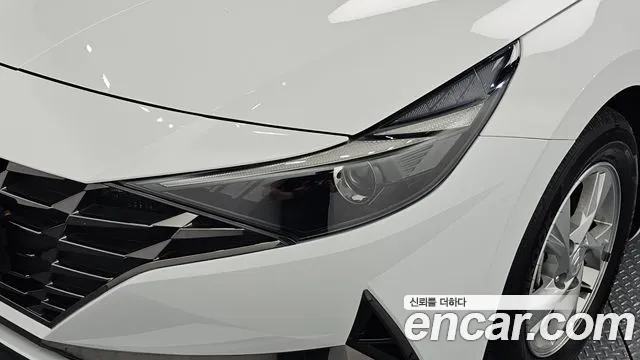 Hyundai AVANTE Avante (CN7) — Фото автомобиля 22