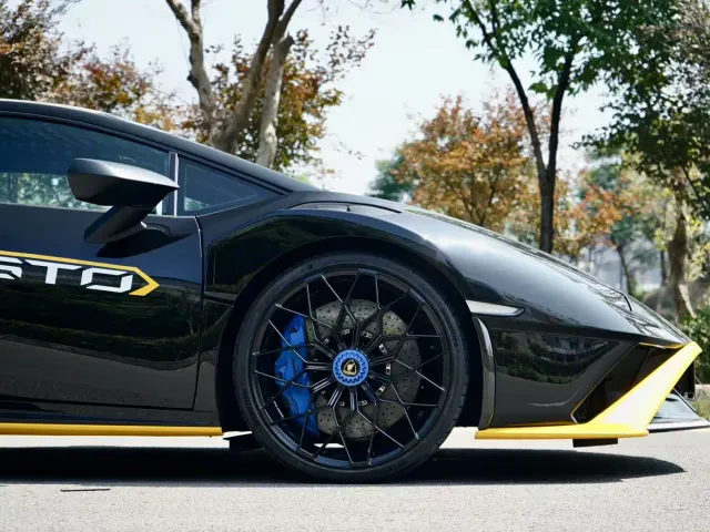Lamborghini Huracan — Фото автомобиля 7