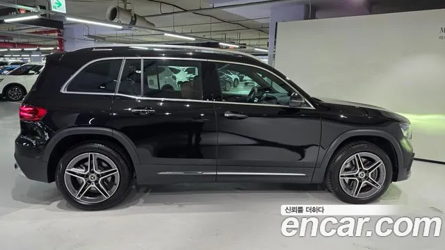 Mercedes-Benz GLB-Class — Фото автомобиля 3
