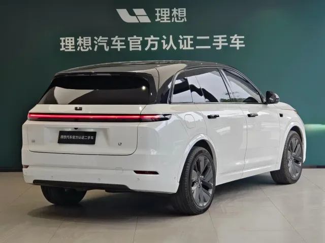 Li Auto L7 — Фото автомобиля 3