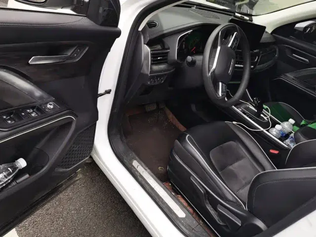 Haval H6 — Фото автомобиля 12