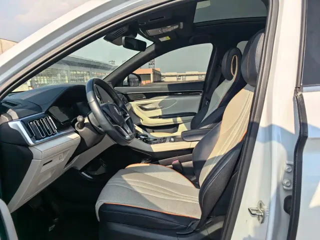 BYD Song PLUS — Фото автомобиля 10