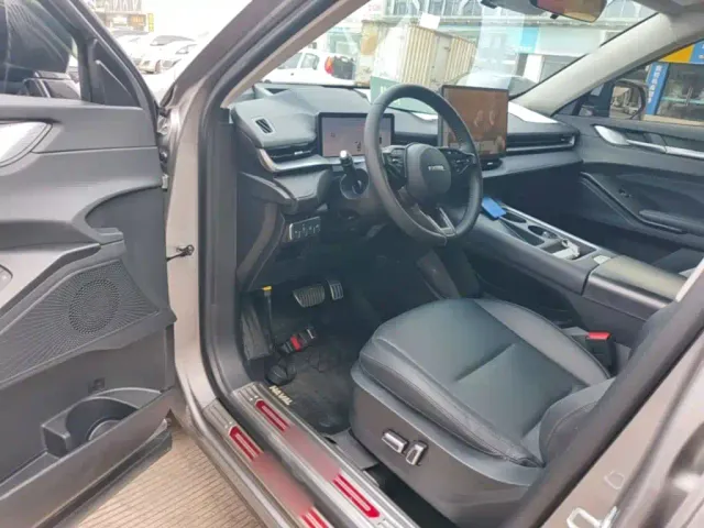 Haval H6 — Фото автомобиля 15
