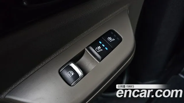 Kia Carnival 4th Gen — Фото автомобиля 25