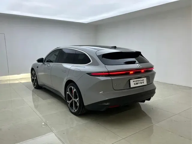 Nio ET5 Touring — Фото автомобиля 6