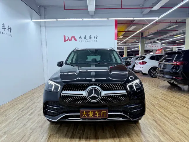 Mercedes-Benz GLE-Class — Фото автомобиля 2