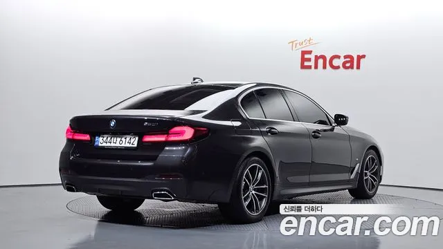 BMW 5 Series G30 — Фото автомобиля 2