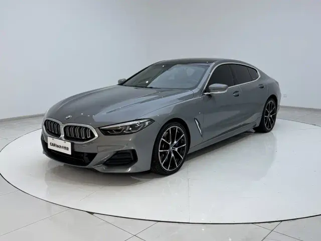 BMW 8 Series — Фото автомобиля 23