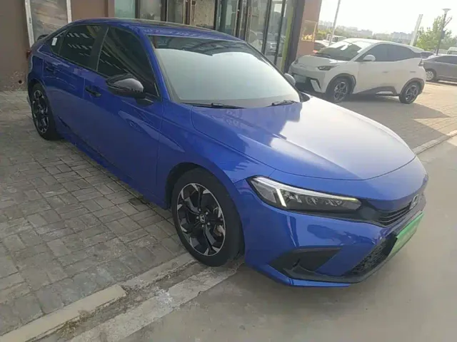 Honda Civic — Фото автомобиля 3
