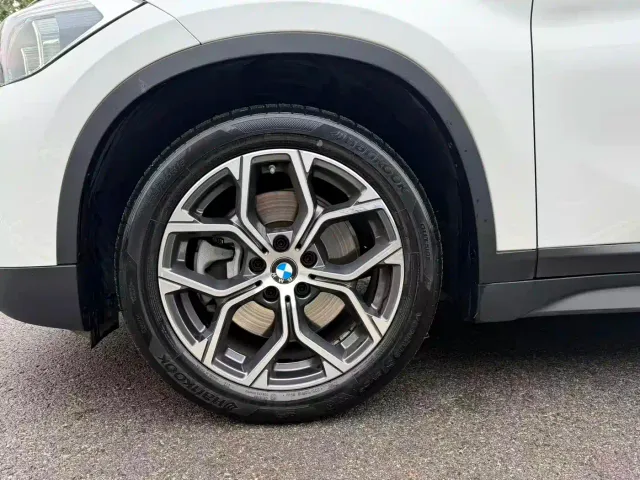 BMW X1 — Фото автомобиля 5