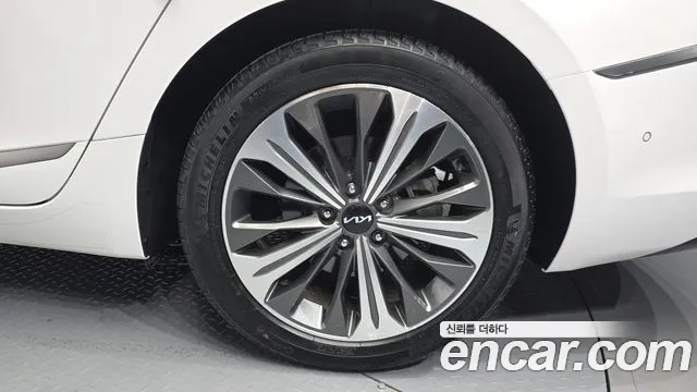 Kia K8 Signature — Фото автомобиля 20