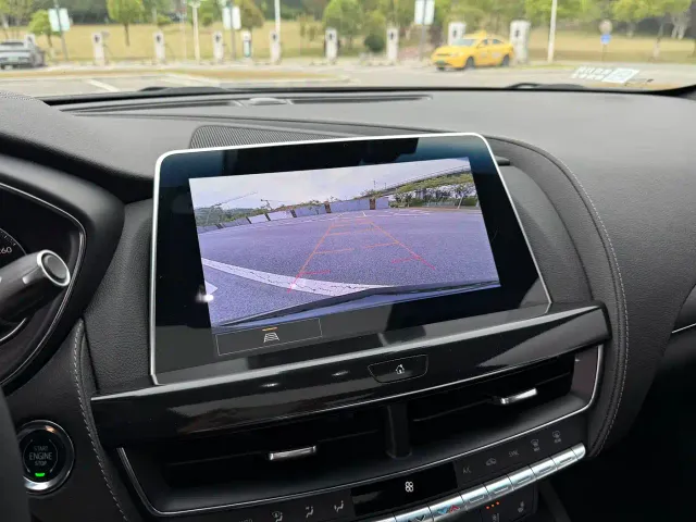 Cadillac CT5 — Фото автомобиля 9