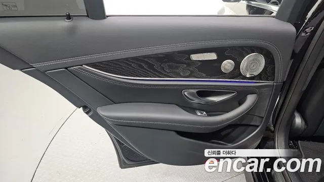 Mercedes-Benz E-Class W213 — Фото автомобиля 14