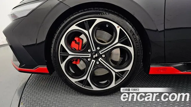 Hyundai Avante CN7 — Фото автомобиля 5