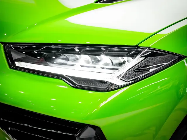 Lamborghini Urus — Фото автомобиля 6