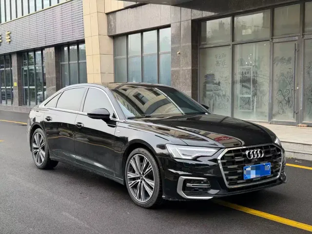 Audi A6L — Фото автомобиля 3