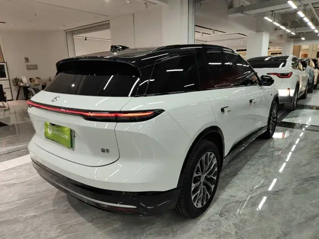 Nio ES6 — Фото автомобиля 6