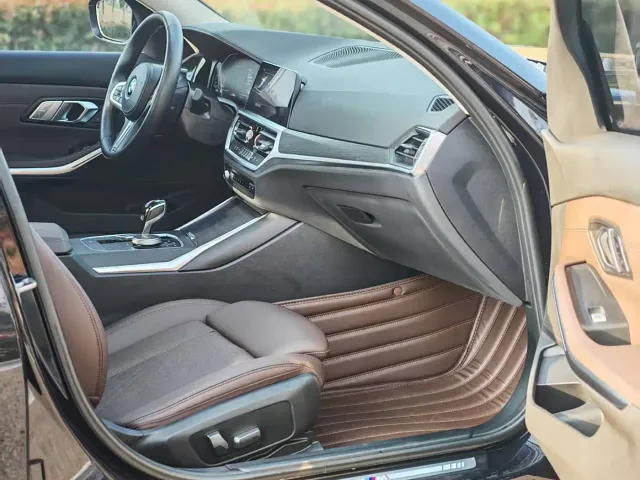 BMW 3 Series — Фото автомобиля 9