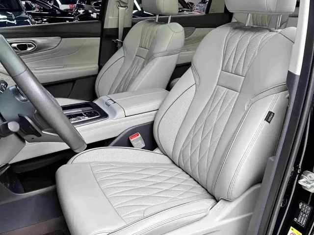 GAC Trumpchi GS8 — Фото автомобиля 25