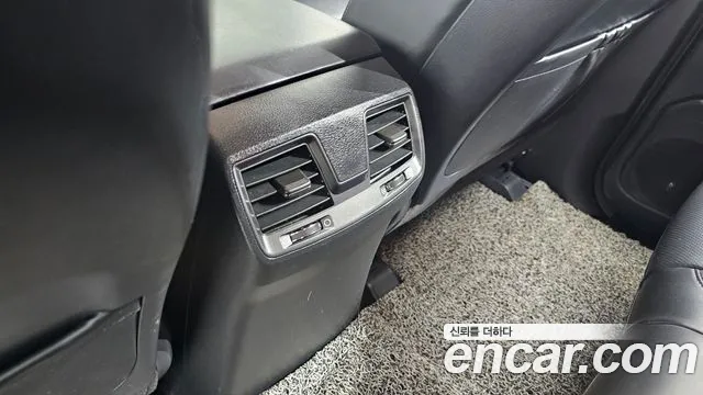 KG_Mobility_Ssangyong Rexton Новый Rexton Sport Khan Дизель 2.2 4WD — Фото автомобиля 25