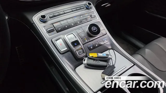 Hyundai Santafe — Фото автомобиля 4