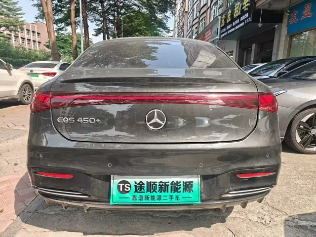 Mercedes-Benz EQS — Фото автомобиля 3
