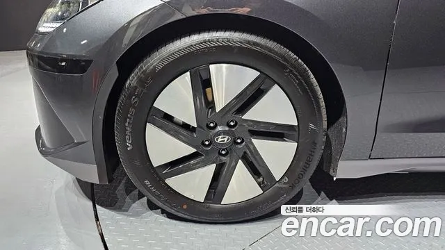 Hyundai Ioniq 6 — Фото автомобиля 5