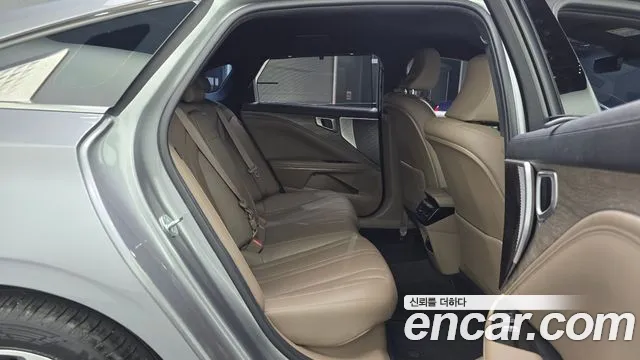 Kia K8 Hybrid — Фото автомобиля 17