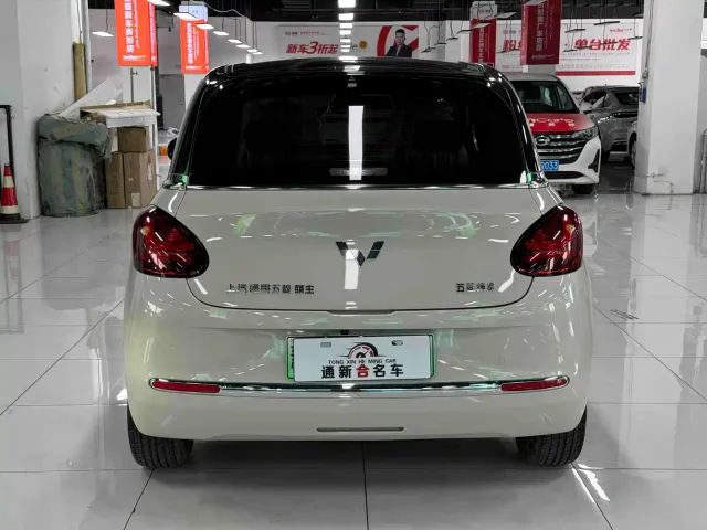 Wuling Bingo — Фото автомобиля 8