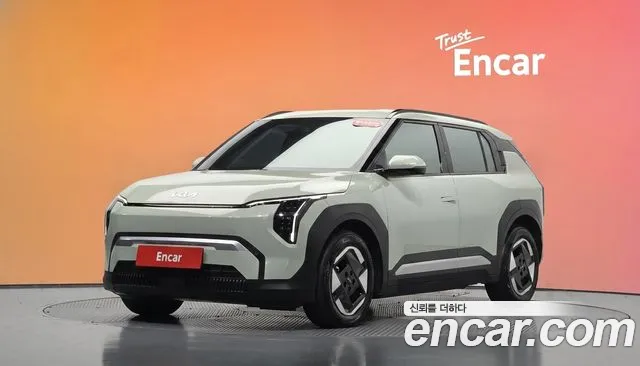Фотография автомобиля — Kia EV3