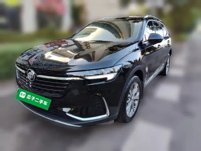 Фотография автомобиля — Buick Envision Plus