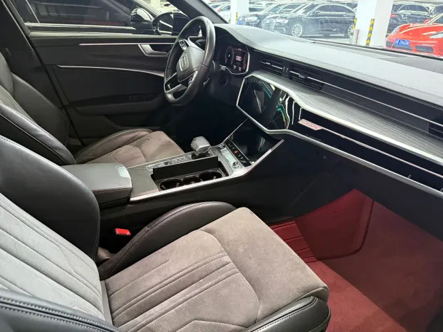 Audi A6L — Фото автомобиля 11