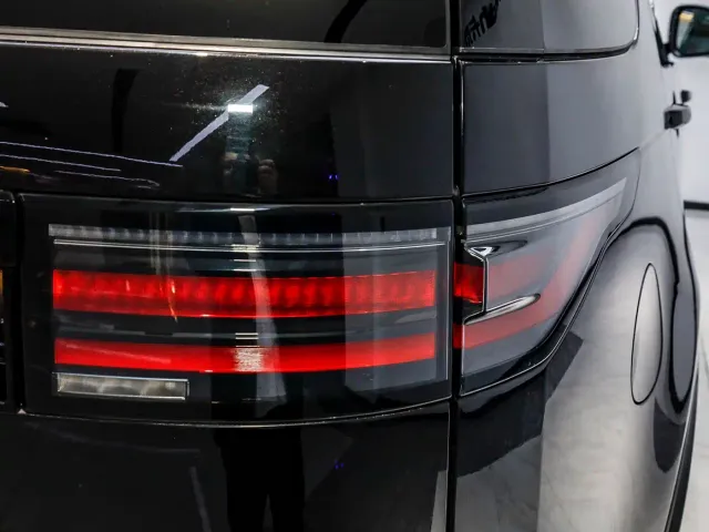 Land Rover Discovery — Фото автомобиля 6