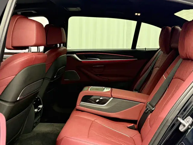BMW BMW 5 Series 2022 530Li Exclusive M Sport Package — Фото автомобиля 5