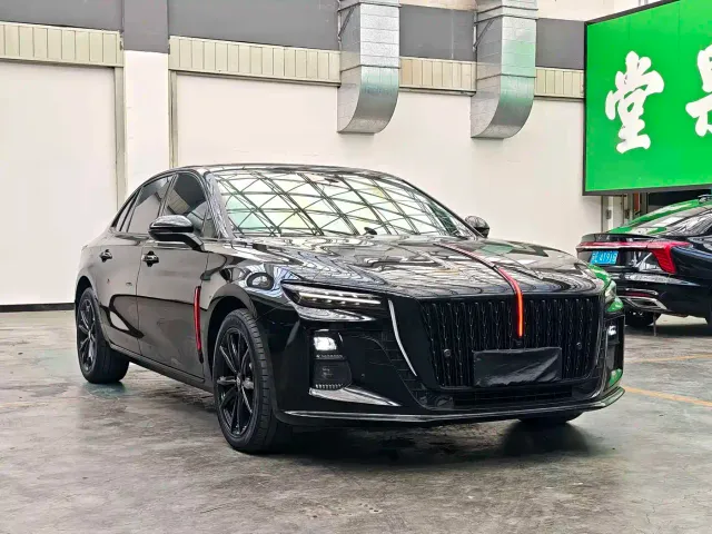 Hongqi H5 — Фото автомобиля 3
