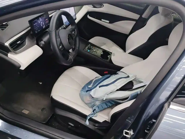 BYD Seal 05 DM-i — Фото автомобиля 14