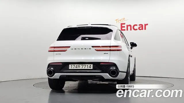 Genesis GV70 — Фото автомобиля 4