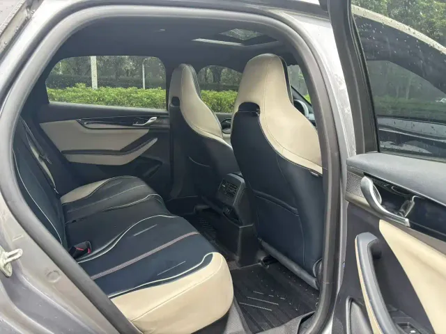 BYD Qin PLUS — Фото автомобиля 6