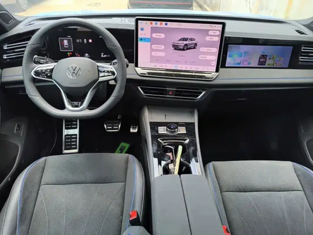 Volkswagen Tiguan L — Фото автомобиля 9