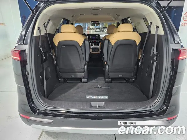 Kia Canival Carnival 4 поколение Бензин 9 мест Prestige — Фото автомобиля 20
