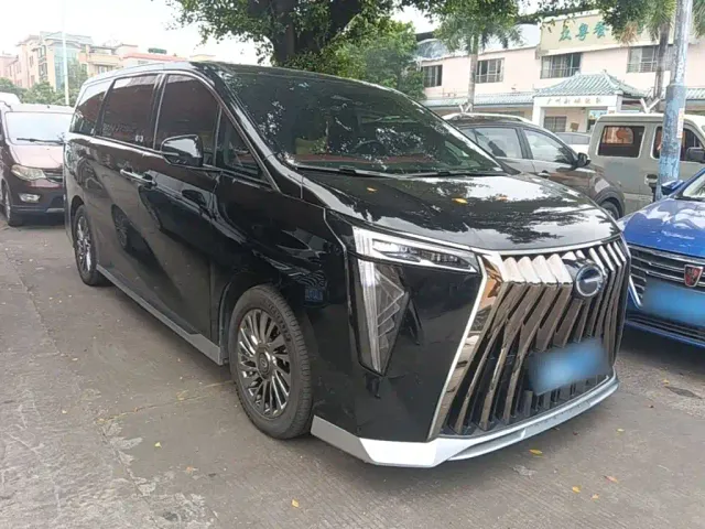 GAC Trumpchi M8 — Фото автомобиля 3