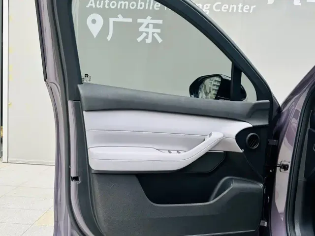 Nio EC6 — Фото автомобиля 22
