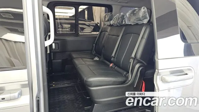 Hyundai Staria — Фото автомобиля 16
