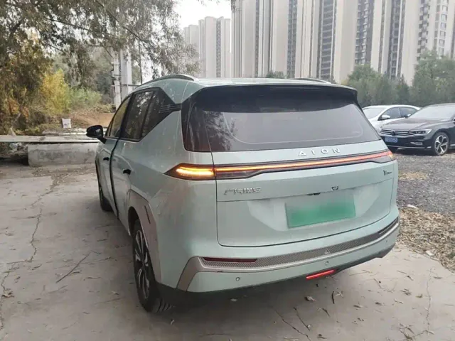 GAC Aion Y — Фото автомобиля 4