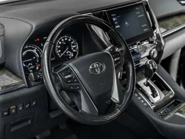 Toyota Vellfire — Фото автомобиля 20