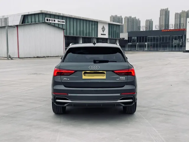 Audi Q3 — Фото автомобиля 5