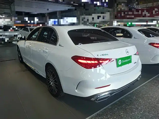 Mercedes-Benz C-Class — Фото автомобиля 4